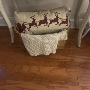Pottery Barn VintageSanta Sleigh Bell Crewel Embroidered Lumbar Pillow. Like new